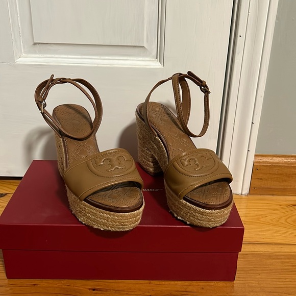 Tori Burch espadrilles, size 7.5 - Picture 1 of 3